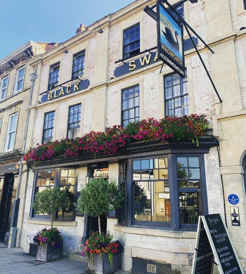 The Black Swan Inn Devizes Exterior foto